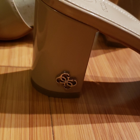 GUESS Achara Mule Sandals - Picture 2 of 6